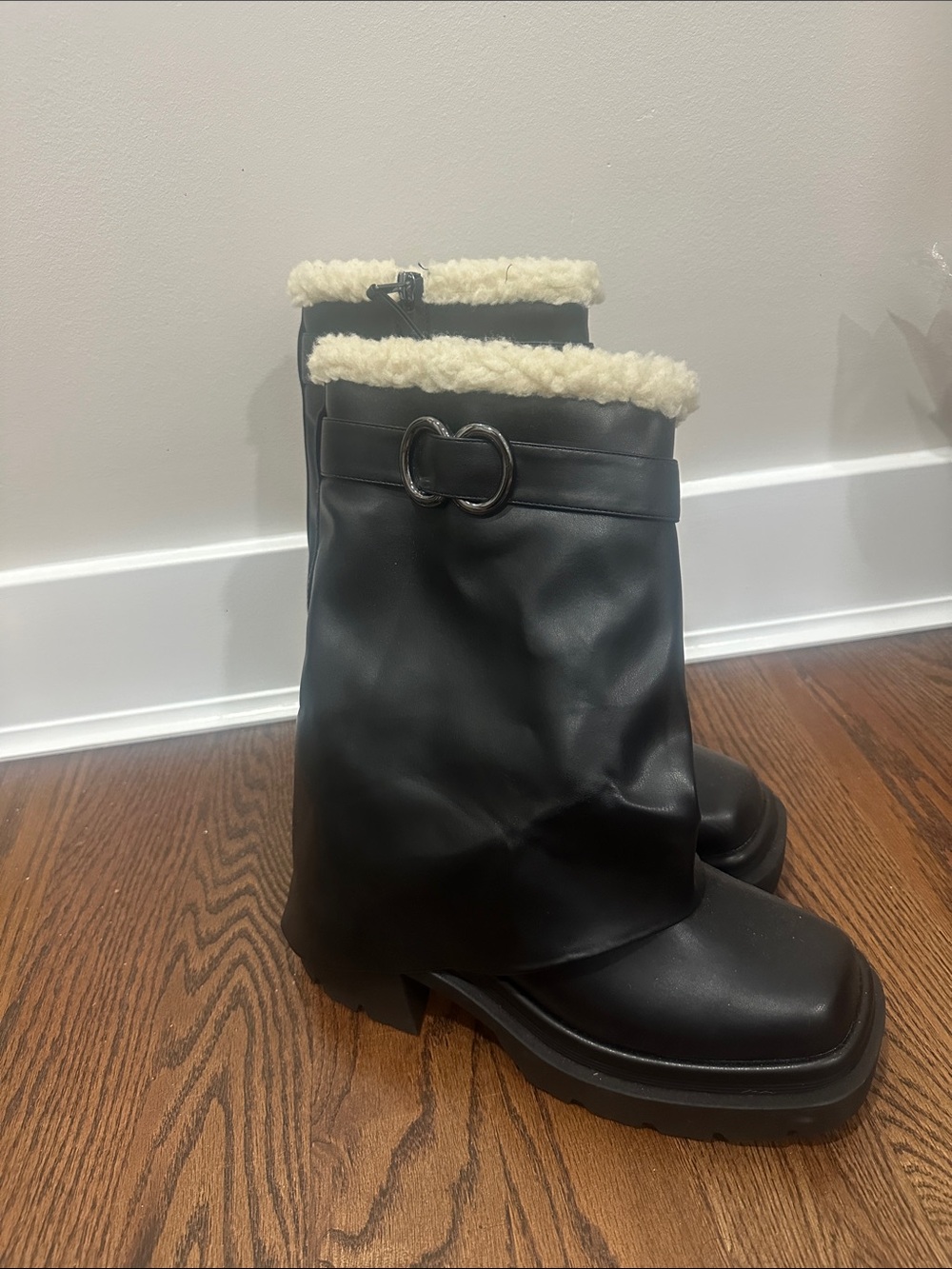 Women's Black Faux-Leather Mid-Calf Shearling-Trim Heeled Boots